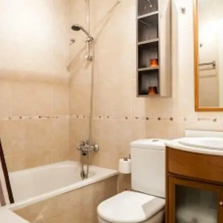 Valle De Tena - Golf & Relax - Esqui - Pirineo De Huesca 公寓 *